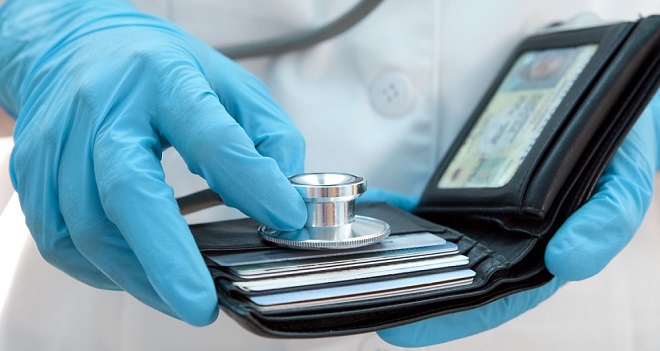  Levantamento do CFM indica baixa remuneração em concursos para médicos