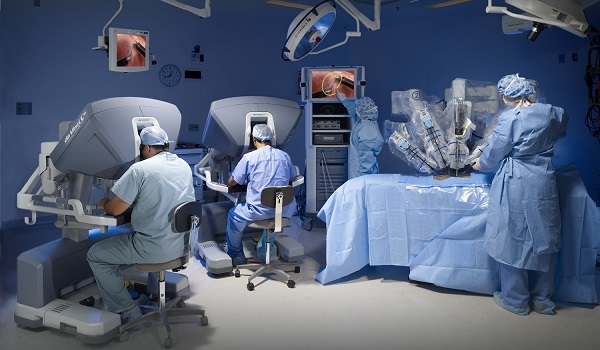  Brasil já realizou cerca de 30 mil cirurgias robóticas