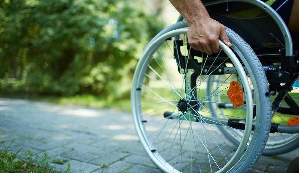  Pesquisadores mineiros criam cadeira de rodas especial para paratletas