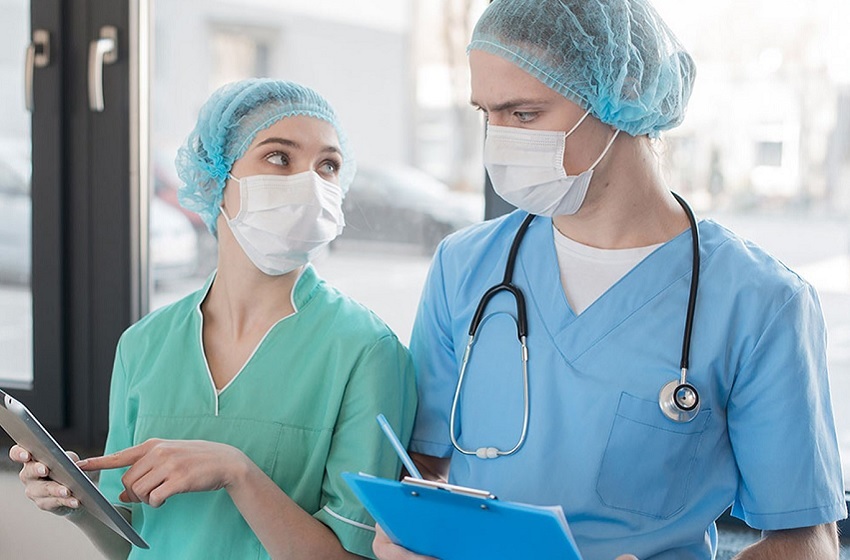  Brasil registra mais de 2,4 milhões de profissionais de enfermagem