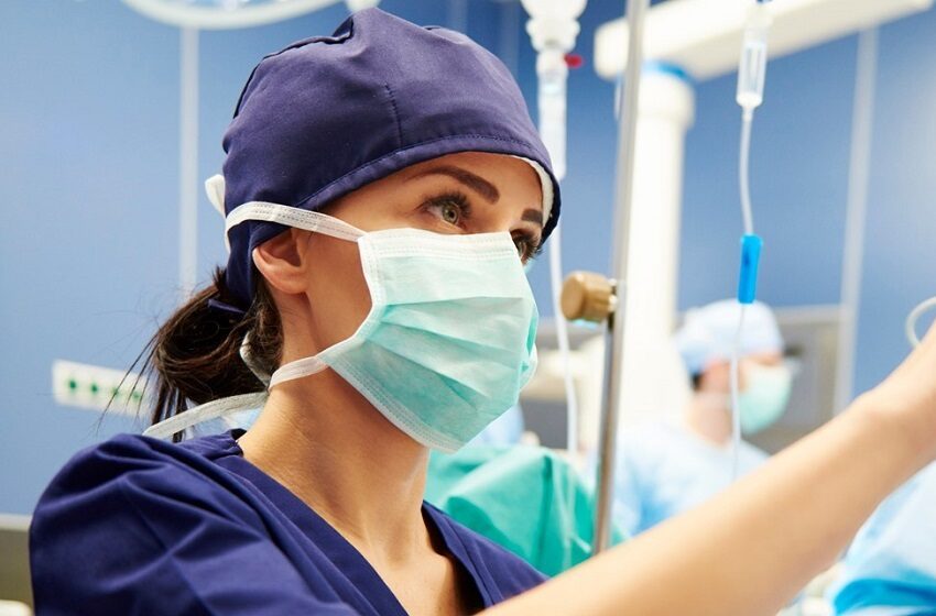  Proposta prevê incentivos para enfermeiros atuarem em UTI