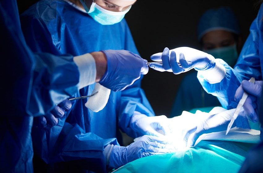  Apenas 25% dos pacientes recebem tratamento cirúrgico antes do câncer evoluir