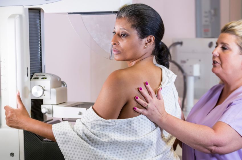  Mamografia: negras e pardas enfrentam discriminação