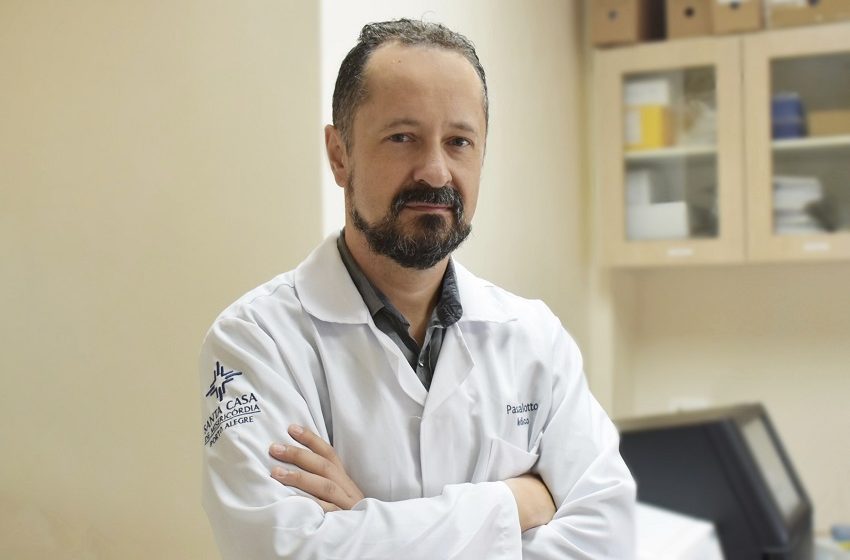  Alessandro Pasqualotto é reeleito presidente da Sociedade Gaúcha de Infectologia