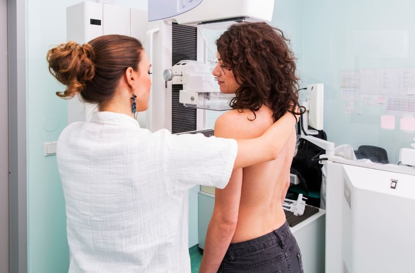  Câncer de mama: dados indicam quase 74 mil novos casos até 2025