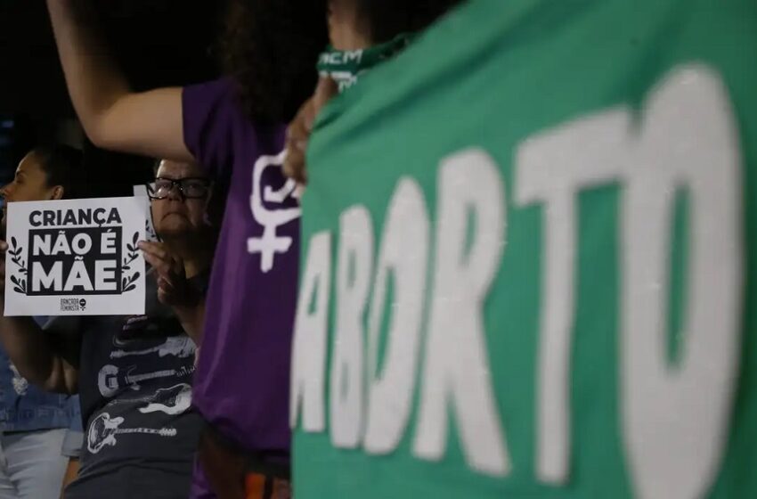  Pesquisadores apontam dificuldade de acesso ao aborto legal no SUS