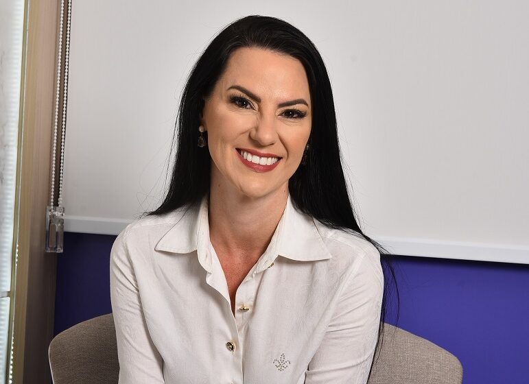  Iza Daiana Wiggers é nova diretora de Operações da healthtech NeuroSteps
