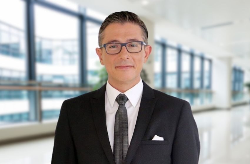  Okan Özdemir é o novo Diretor Global de Saúde do Grupo Allianz Partners