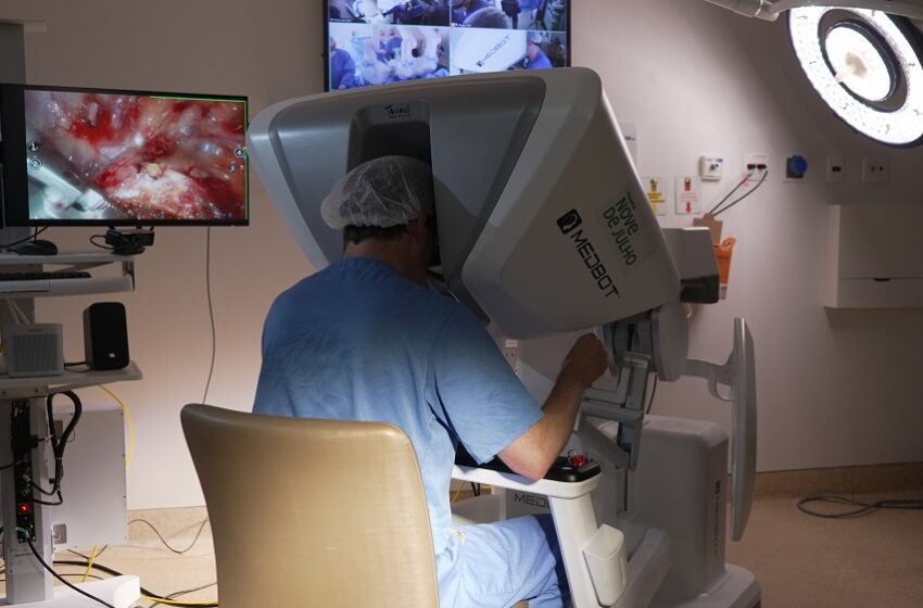  Hospitais Nove de Julho e Mãe de Deus realizam a primeira telecirurgia robótica não experimental da América Latina
