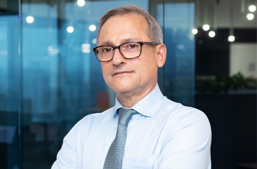  Ultrassonografia 3D transforma destino de gêmeos craniópagos